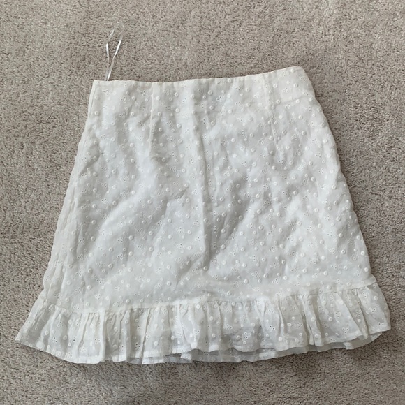 Princess Polly Dresses & Skirts - Princess Polly White Ruffle Skirt